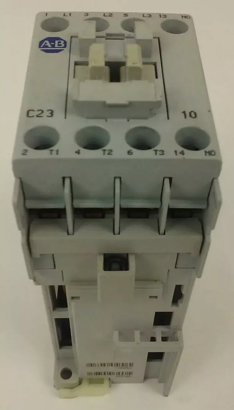 allen-bradley-100-c23z-10-ser-c-contactor-690v-32a-11kw-600v-30a-3ph-24vdc-coil ALLEN BRADLEY 100-C23Z*10 SER. C CONTACTOR 690V 32A 11kW,600V 30A 3PH,24VDC COIL