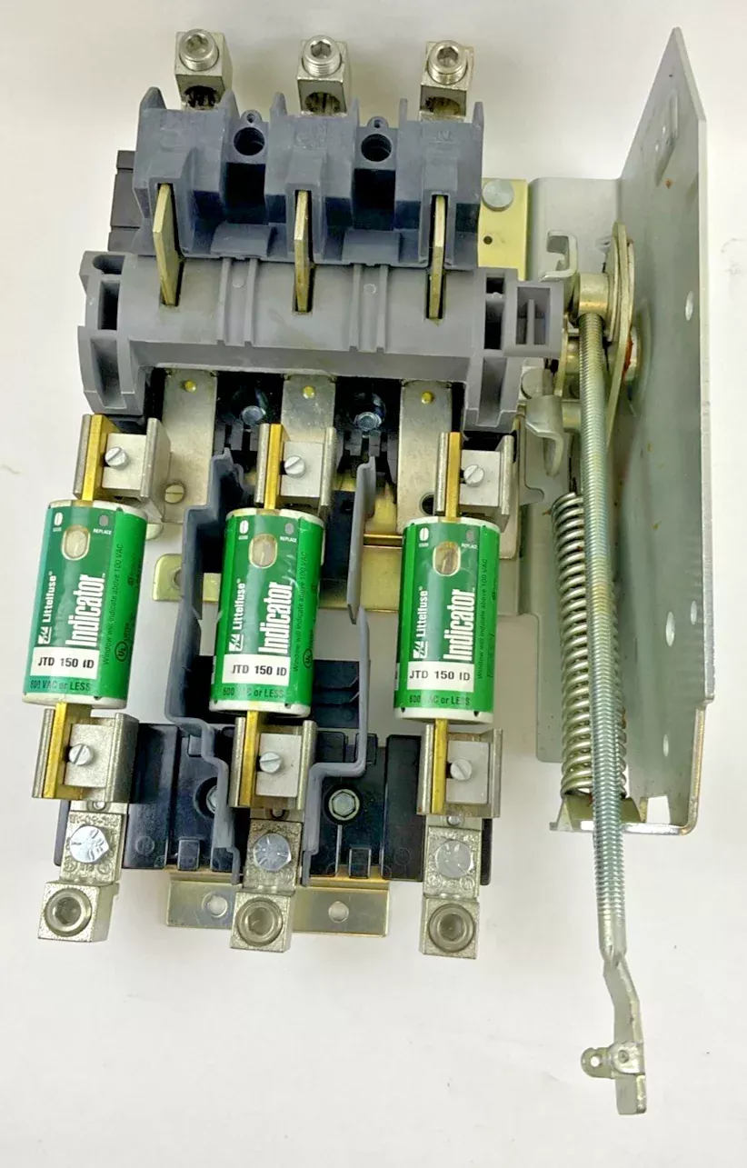 allen-bradley-1494v-ds200-disconnect-switch-200a-600vac-ser-d ALLEN BRADLEY 1494V-DS200 DISCONNECT SWITCH 200A 600VAC SER.D