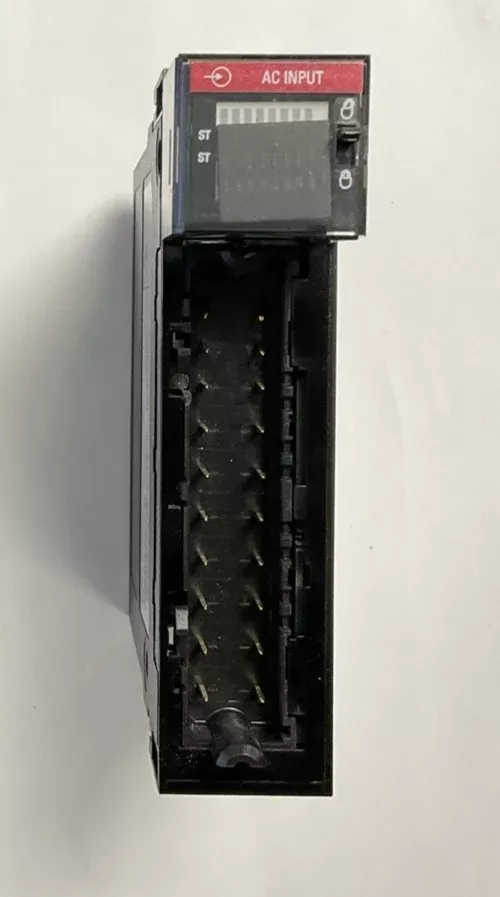 allen-bradley-1756-ia16-controllogix-16-point-d-i-mod-ser-24vdc-w-o-terminals ALLEN BRADLEY 1756-IA16 CONTROLLOGIX 16 POINT D/I MOD. SER.A 24VDC W/O TERMINALS
