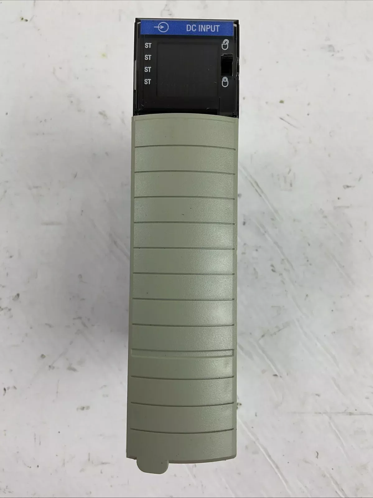 allen-bradley-1756-ib32-ser-b-fw-3-5-controllogix-32-i-sinking-point-module ALLEN BRADLEY 1756-IB32 SER B FW 3.5 CONTROLLOGIX 32 I SINKING POINT MODULE