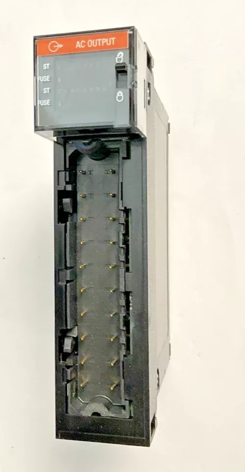 allen-bradley-1756-oa16-ser-fw-3-2-16-pt-d-o-module-output-50-60hz ALLEN BRADLEY 1756-OA16 SER A FW 3.2 16 PT D/O MODULE OUTPUT 50/60HZ