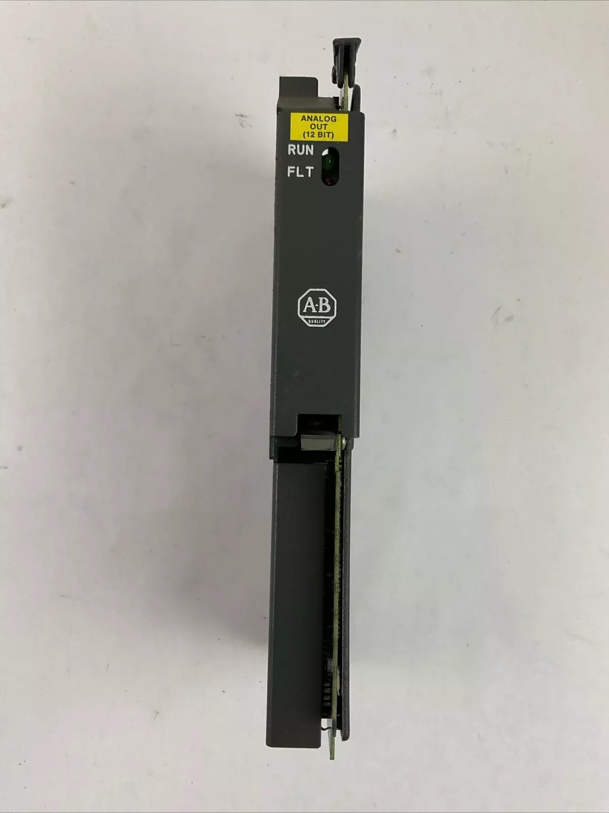 allen-bradley-1771-0fe1-analog-output-module-ser-b-firmware-rev-b-12-bit-voltage ALLEN BRADLEY 1771-0FE1 ANALOG OUTPUT MODULE SER B FIRMWARE REV B 12 BIT VOLTAGE