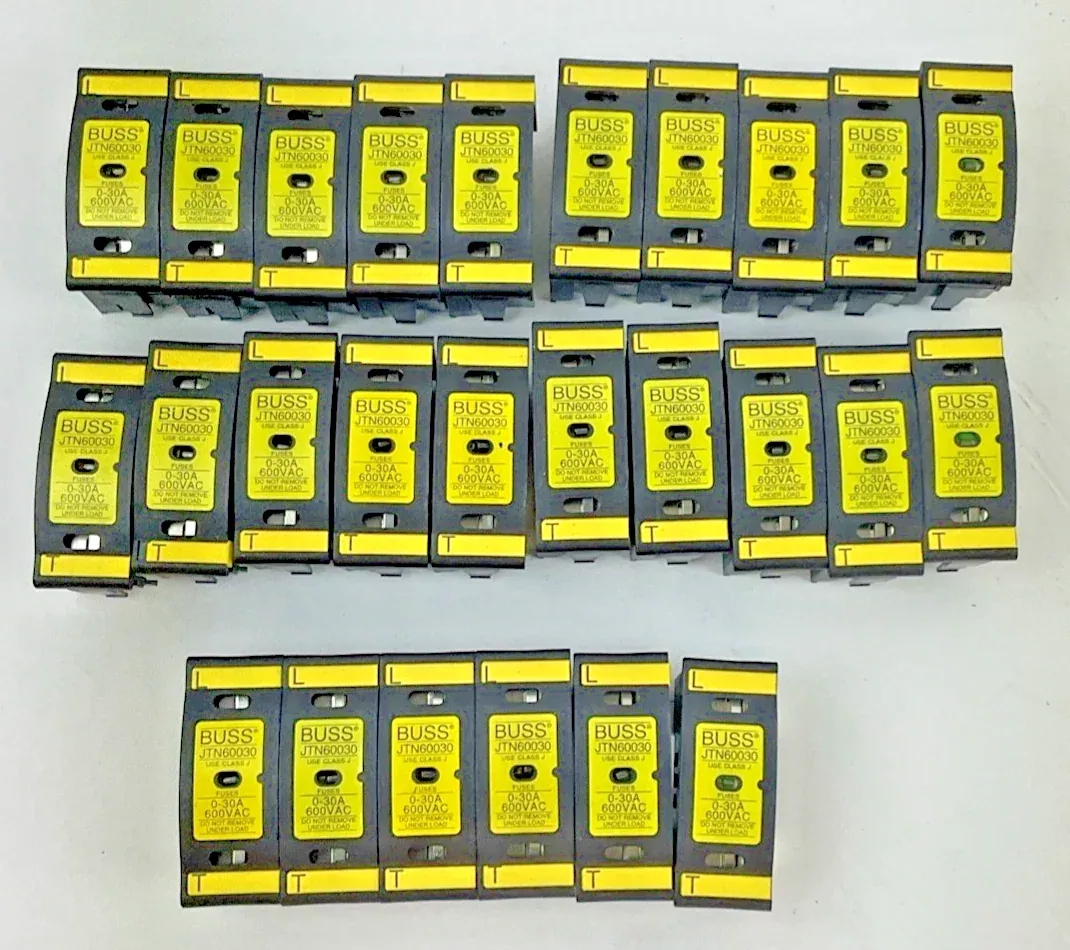 buss-jtn60030-fuse-holder-30a-600vac-class-j-lotof26 BUSS JTN60030 FUSE HOLDER 30A 600VAC CLASS J ****LOTOF26****