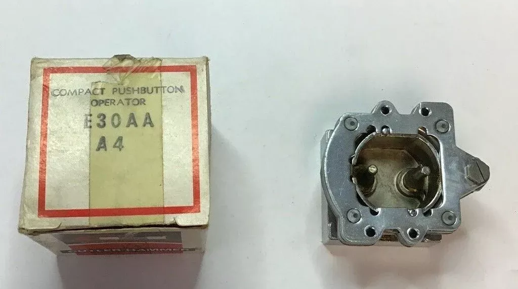 cutler-hammer-e30aa-compact-pushbutton-operator CUTLER HAMMER E30AA COMPACT PUSHBUTTON OPERATOR