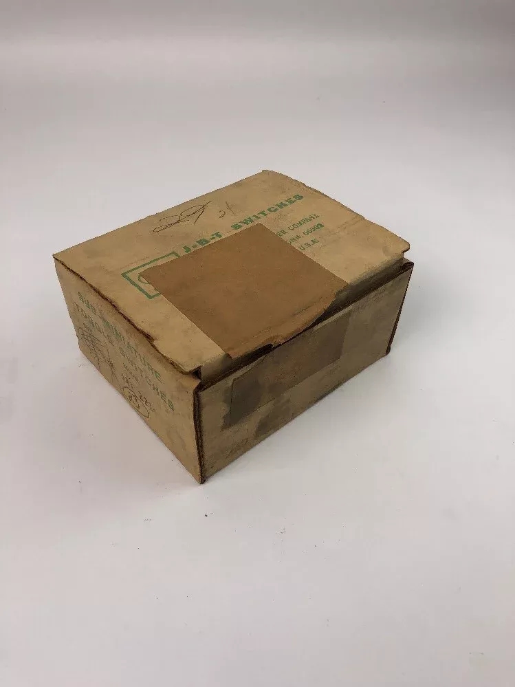 cutler-hammer-j-b-t-sub-miniature-toggle-switch-jmt-221-lot-23 CUTLER HAMMER J-B-T SUB MINIATURE TOGGLE SWITCH JMT-221 (LOT OF 23)