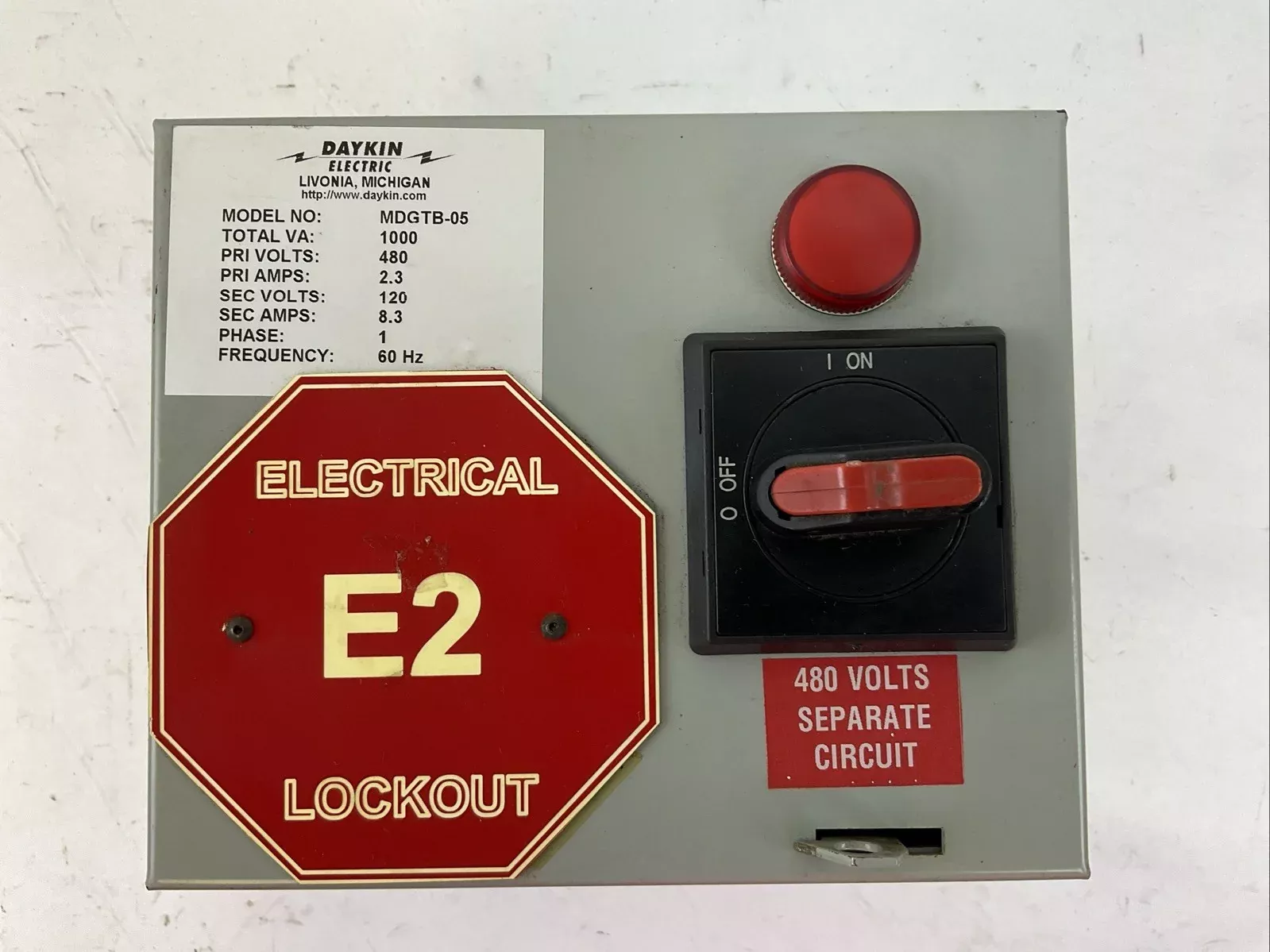 daykin-mdgtb-05-disconnect-switch-transformer-1000va-pri-480v-2-3a-sec-120v-8-3a DAYKIN MDGTB-05 DISCONNECT SWITCH TRANSFORMER 1000VA PRI 480V 2.3A SEC 120V 8.3A