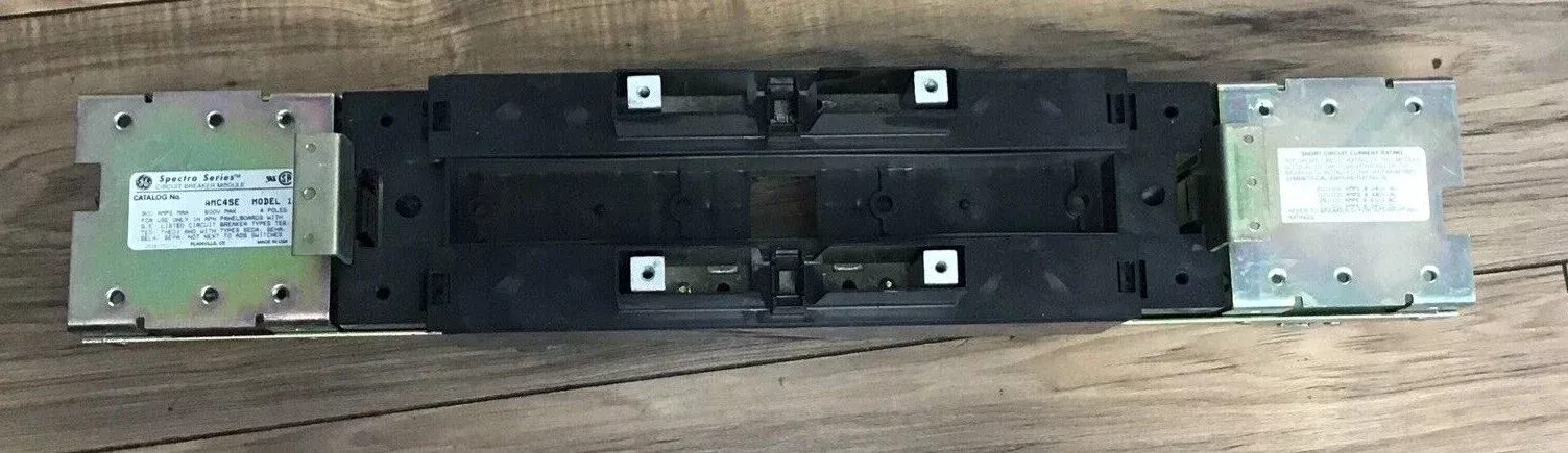 general-electric-circuit-breaker-moduleamc4se-model-1-4pole-600v-300amps GENERAL ELECTRIC CIRCUIT BREAKER MODULEAMC4SE MODEL 1 4POLE 600V 300AMPS