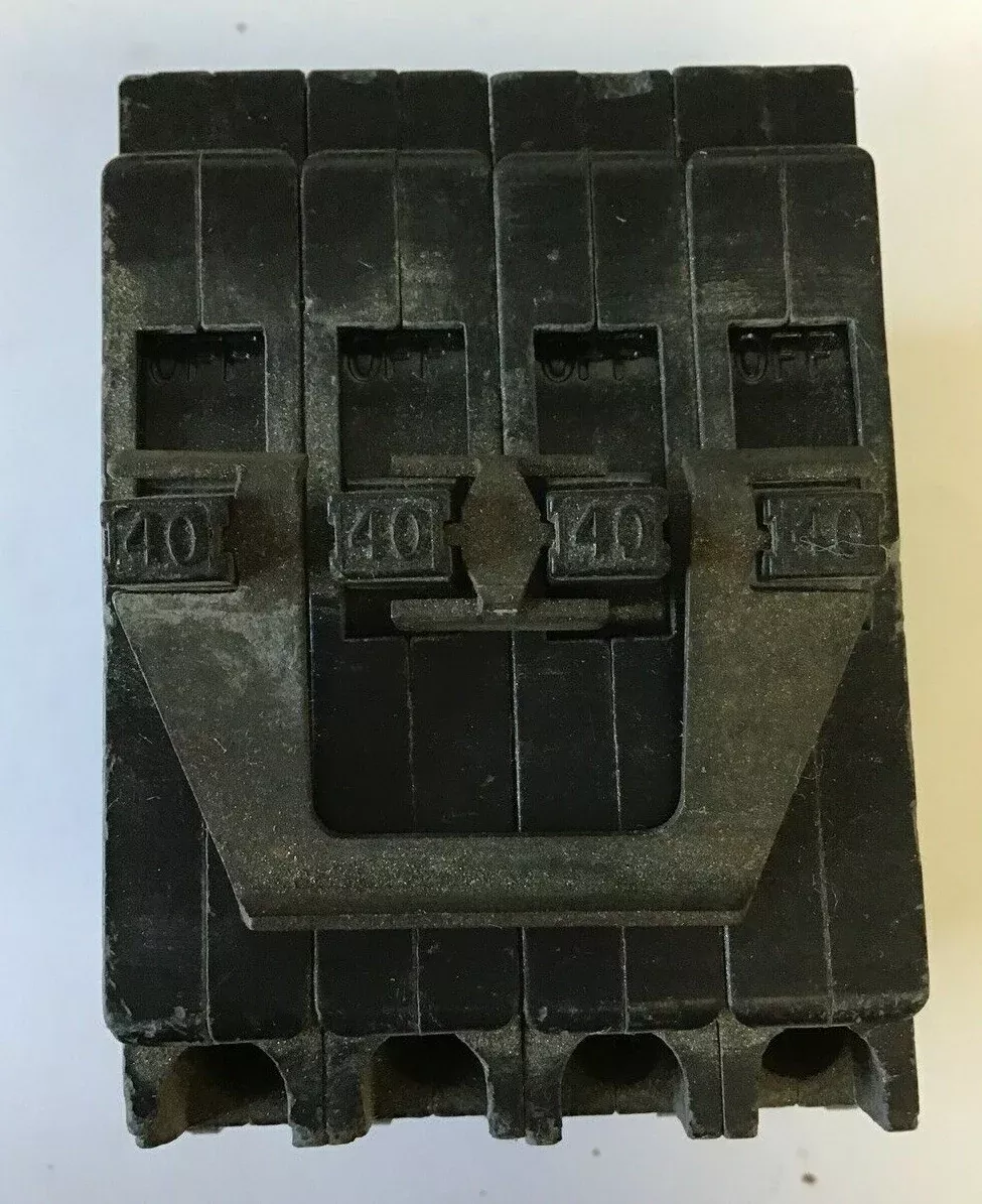 i-t-e-q24040-circuit-breaker-40a-4pole-120-240vac-class-ctl I-T-E Q24040 CIRCUIT BREAKER 40A 4POLE 120/240VAC CLASS CTL
