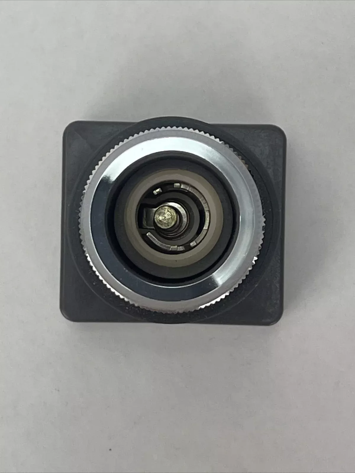 IDEC ELR1/EPRPT PILOT LIGHT NO BULB 120V LAMP