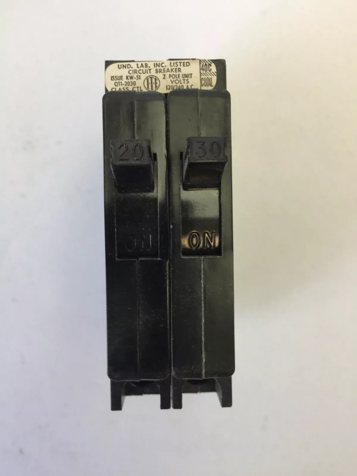 ite-qt1-2030-eq-t-dual-units-plug-in-circuit-breaker-120-240vac-20-30a ITE QT1-2030 EQ-T DUAL UNITS PLUG-IN CIRCUIT BREAKER 120/240VAC 20/30A