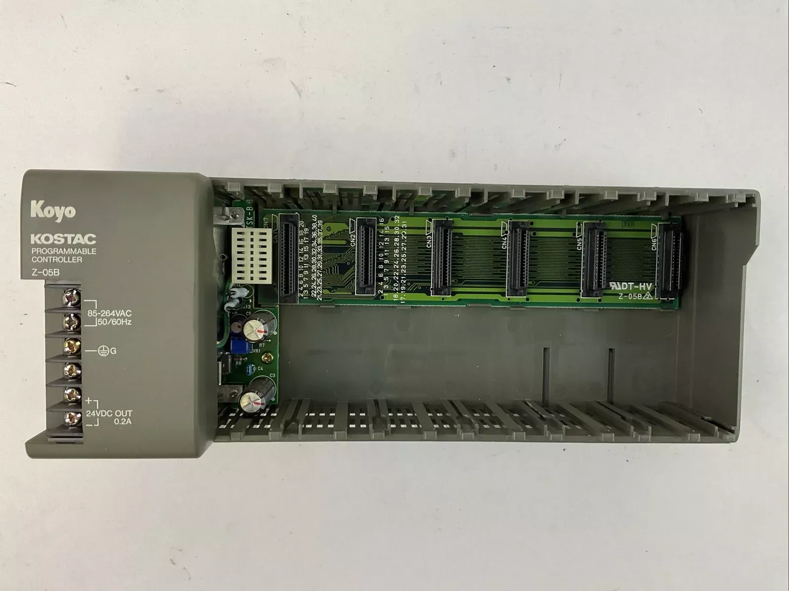 KOYO Z-05B KOSTAC PROGRAMMABLE CONTROLLER 85-264VAC OUTPUT 24VDC 6-SLOT RACK