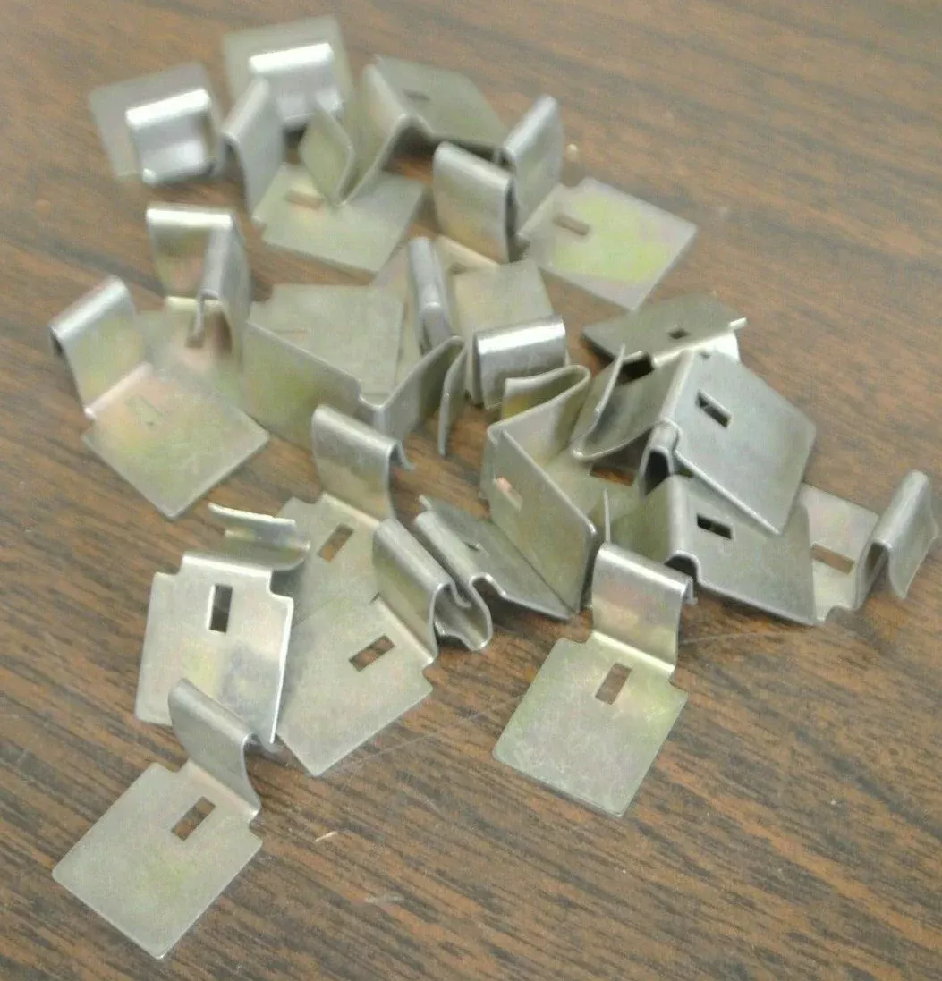 lot-24-square-d-9080-gh11-slip-in-end-clamp-new-surplus LOT of 24 / SQUARE D 9080 GH11 / SLIP-IN END CLAMP / NEW SURPLUS