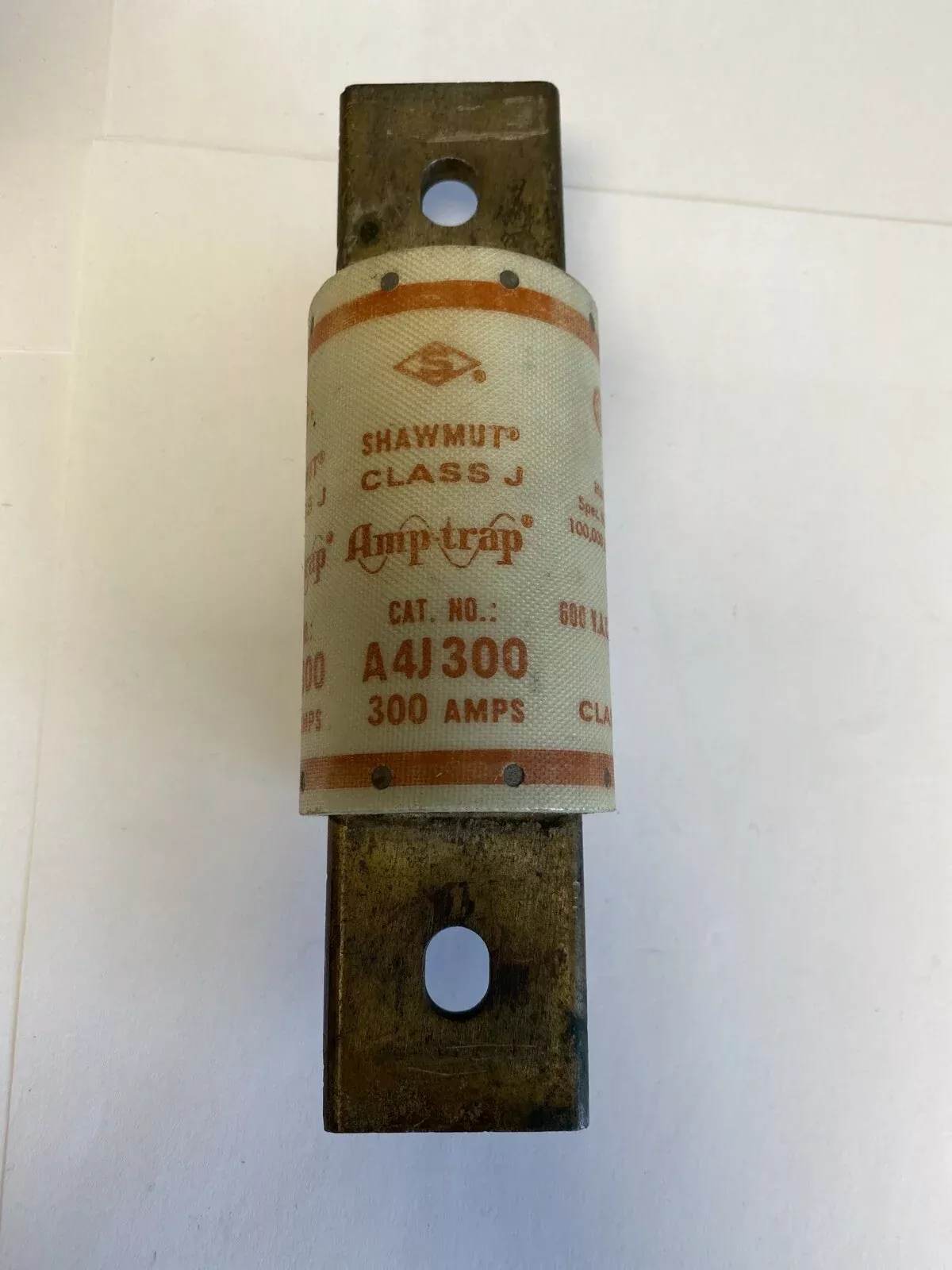 shawmut-amp-trap-a4j300-300a-600v-fuse Shawmut Amp-trap A4J300 300A 600V Fuse