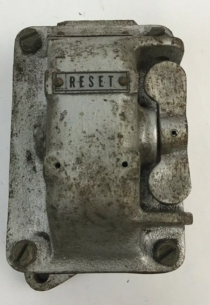 WESTINGHOUSE 21-E-1299 PUSHBUTTON STATION TYPE SD-2 600VOLTS