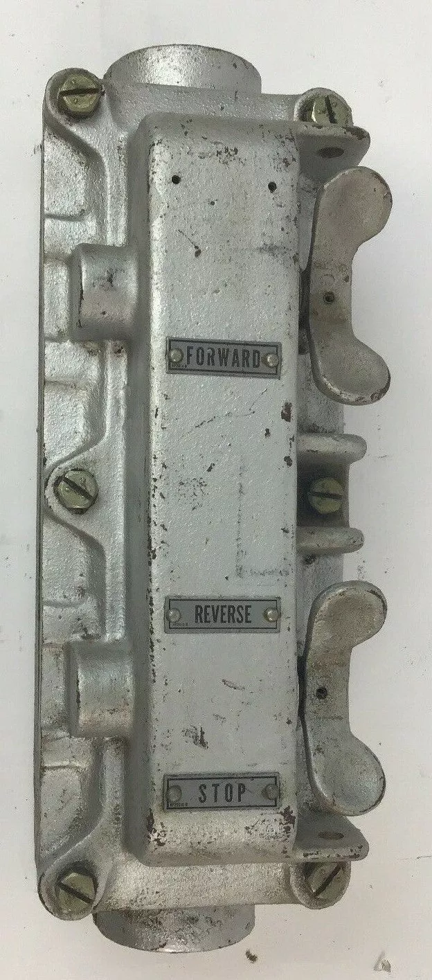 westinghouse-type-hdw-pushbutton-station-35-e-3110600volts WESTINGHOUSE TYPE HDW PUSHBUTTON STATION 35 E 3110600VOLTS